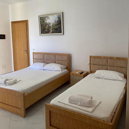 Olympia Guesthouse Ксаміл Екстер'єр фото
